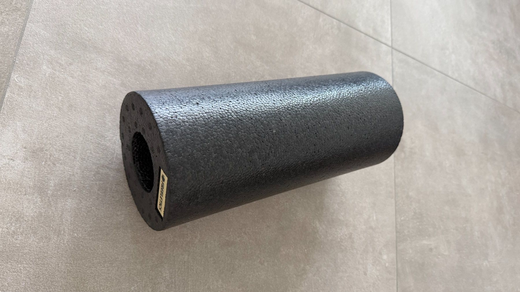 Vélos d'appartement: Foam roller Freeletics – D'occasion à Lugano par _tuttifrutti_