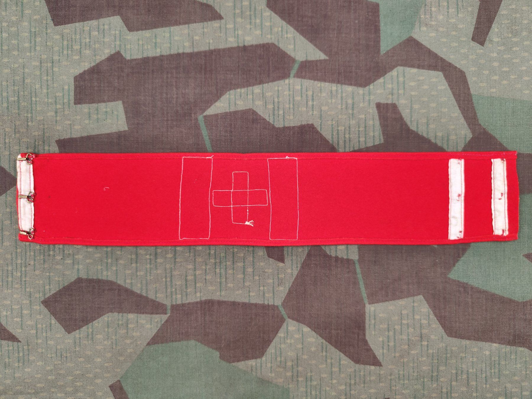 Schweizer Armee Uniformi: Armbinde Gemeindewehr Richterswil – Usato da Bauma venduto da SwissMilitaria 2