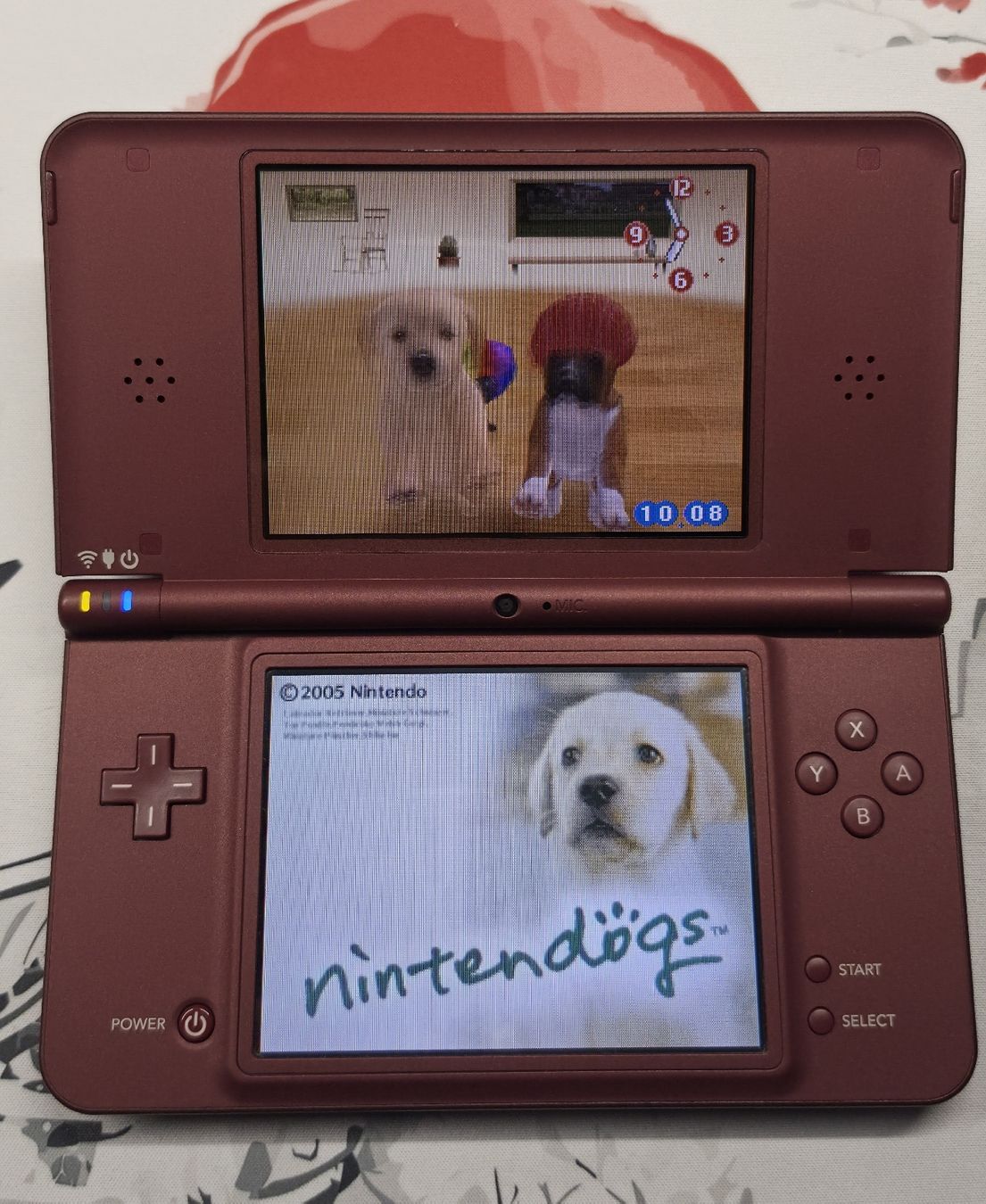 Nintendo Console: Nintendo DSi XL Bordeaux/Rot + Nintendogs – Usato da Luzern venduto da Enma37 3