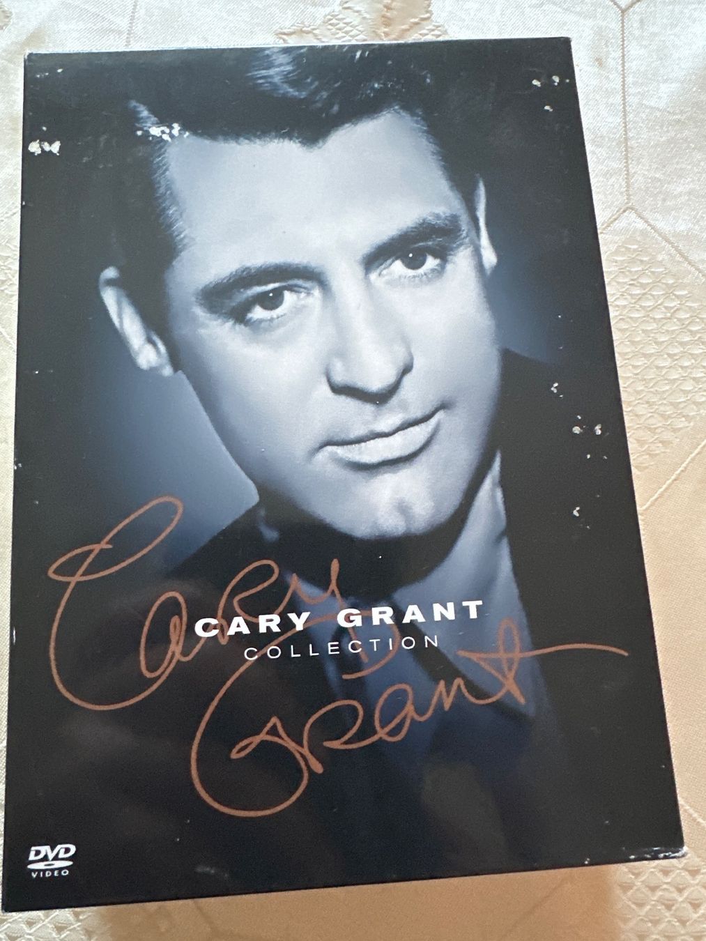 Tutti i DVDs: Cary Grant Collection – Usato da Schaffhausen venduto da D-MAC