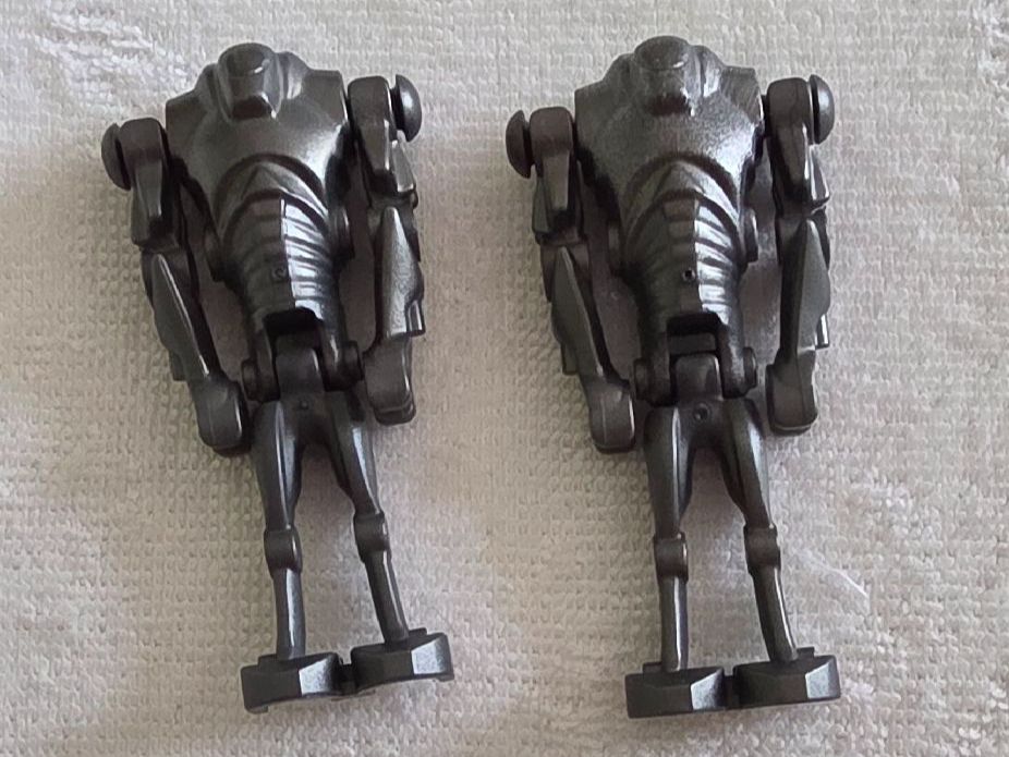 Lego Spielzeuge: 2x Lego Star Wars Super Battle Droid – Neu (gemäss Beschreibung) aus Meilen von simonio13