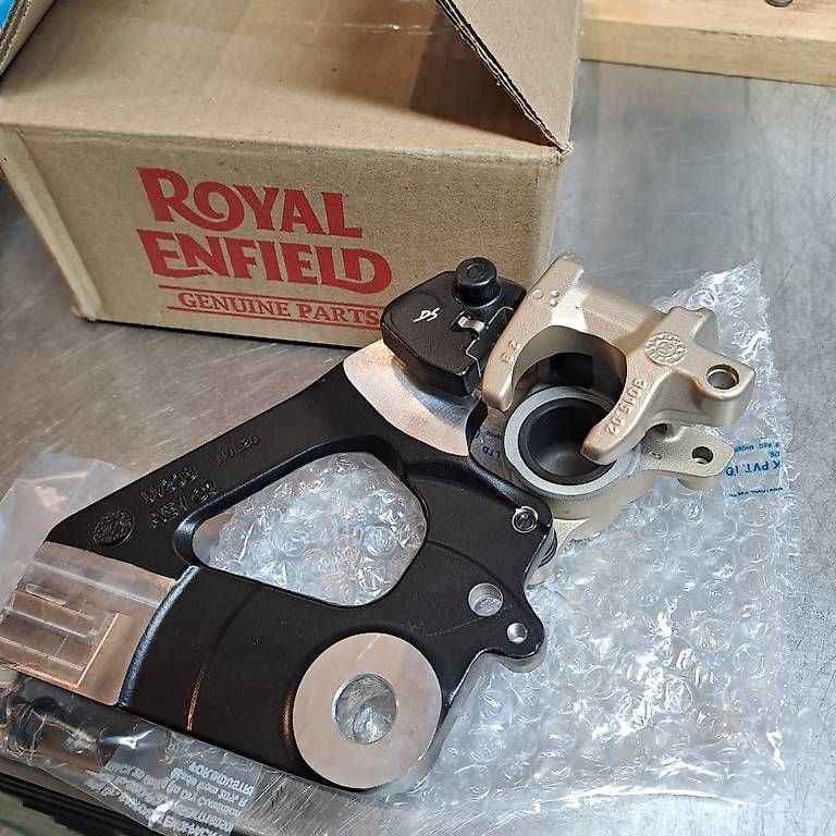 Tutti i ricambio per moto: Royal Enfield Bremszange Interceptor 650 – Usato da Waltenschwil venduto da DMA_MOTOS 1
