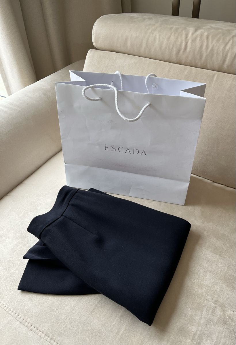 Escada Gonne: Edles Rock ESCADA Gr. 36 (S) – Nuovo e nell'imballaggio originale da Stäfa venduto da Exclusive0 8