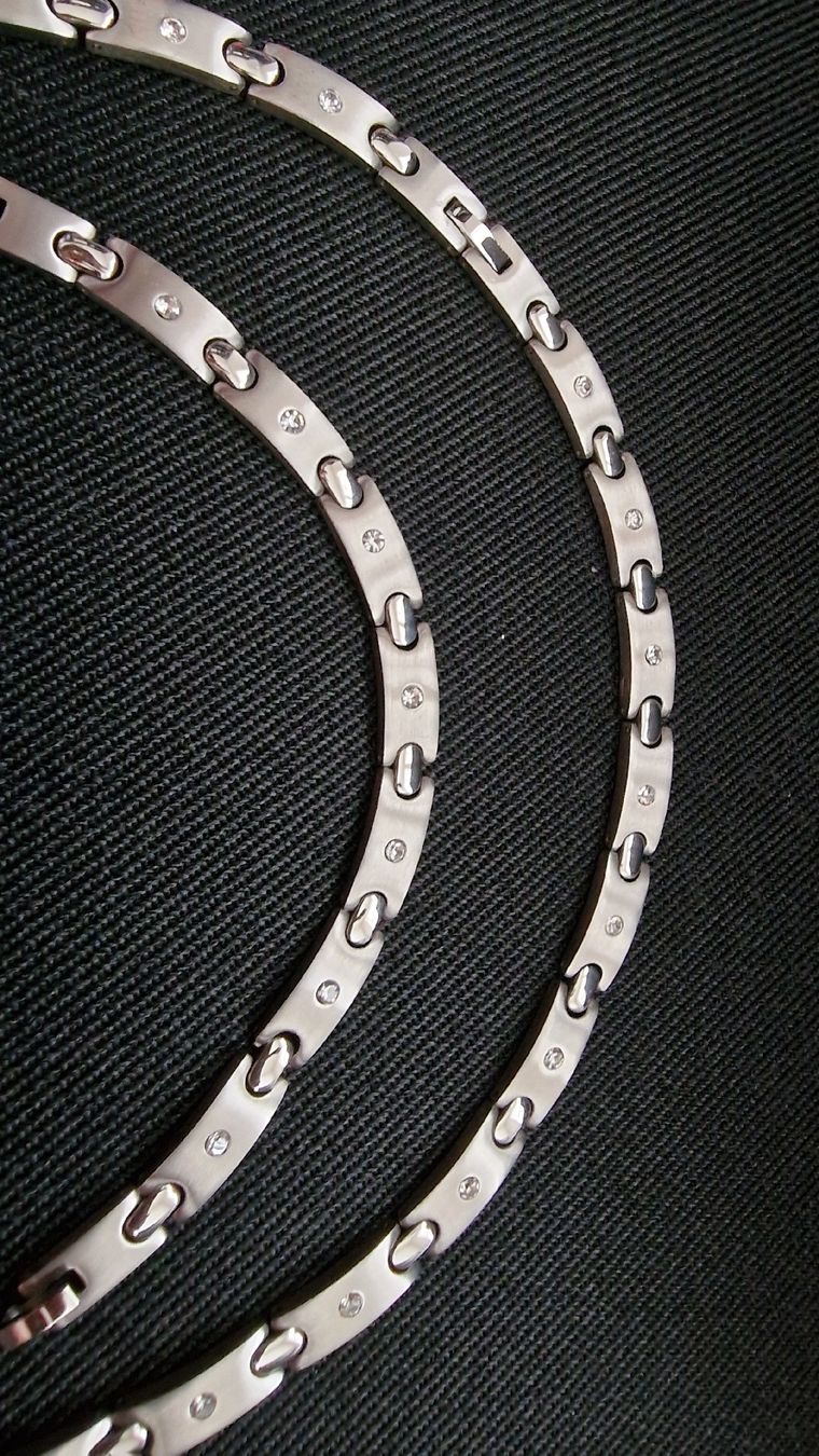Catenine: Halskette mit Armband Set – Nuovo (secondo la descrizione) da Uttwil venduto da ClaudiaZ07 1