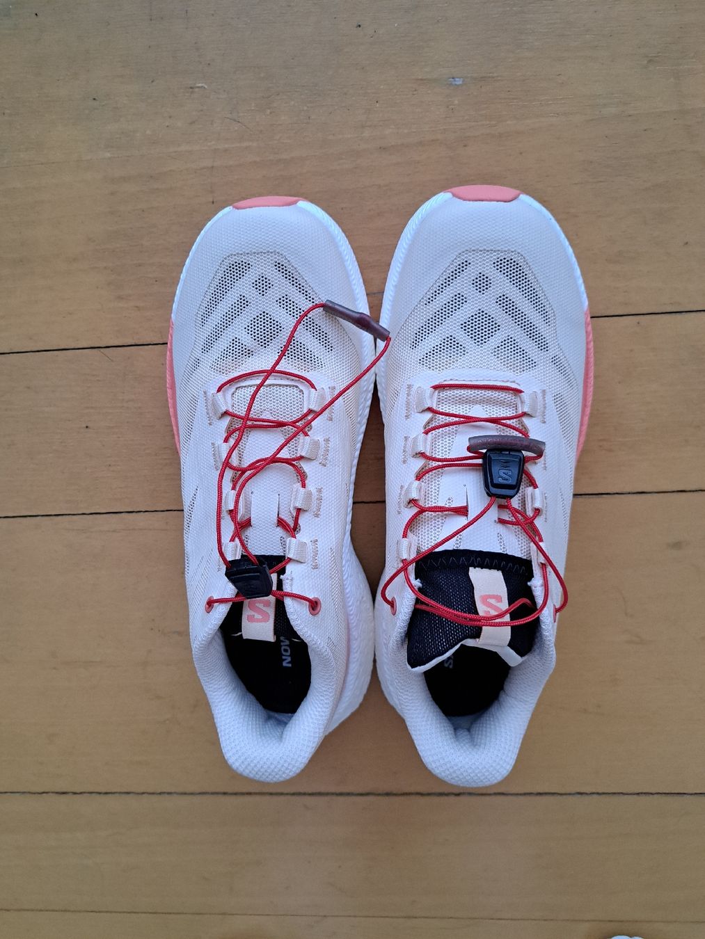 Salomon Chaussures femmes: Salomon Trail Schuh NEU – Neuf (Voir description) à Thalwil par sternenstaub369