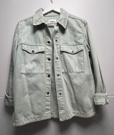 Zara Jeans Jacke mint grün, Grösse XS, neuwertig