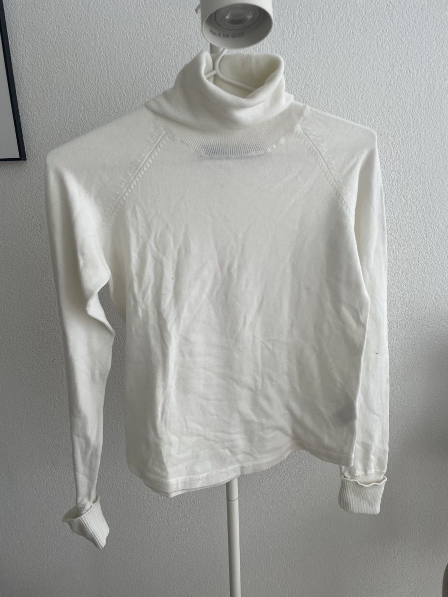 Maglioni & Felpe: Weicher Strickpullover Rollkragen – Usato da Rorschach venduto da zlatokosa85