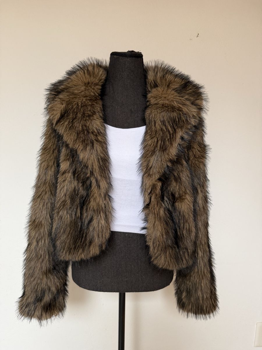 Giacche: Kunstpelzjacke – Nuovo (secondo la descrizione) da Sigriswil venduto da ck56