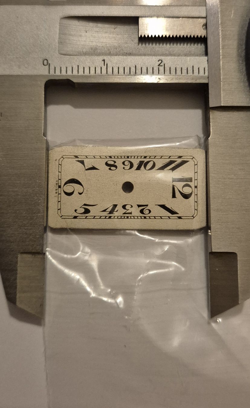 Montres: Cadran de montre rectangulaire – D'occasion à Genève par BKYB 1