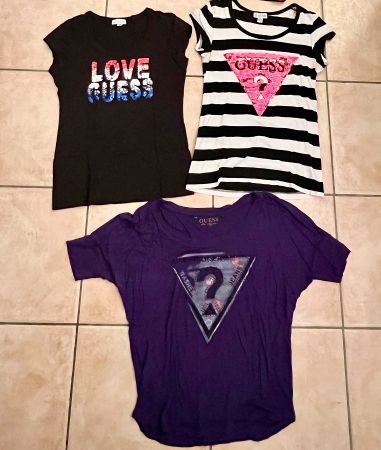 3 t-shirt GUESS - Taille S-M