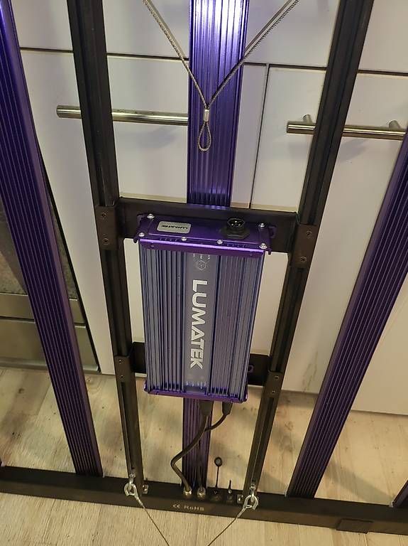 Lumatek Lampade: Lumatek zeus 465w c growlight – Usato da St. gallen venduto da Weltaristokrat 1