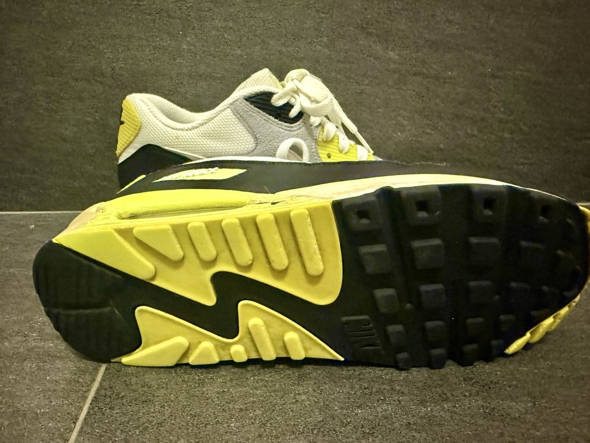 Nike Chaussures hommes: Nike Air Max – D'occasion à St. Gallen par Supernova81 1