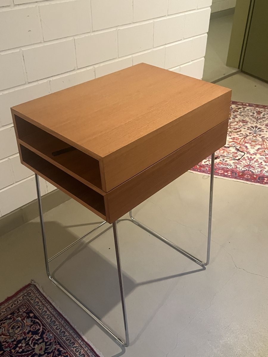Scrivanie: ClassiCon Orcus Sekretär, Design Konstantin Grcic – Usato da Wil SG venduto da kle_5k82 2