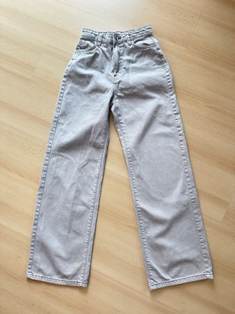 Beige Bershka Jeans, Grösse 34