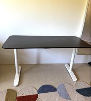 MITTZON Desk black ash veneer 140x60 cm used