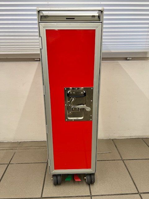 Altro in Aeronautica: Airline Trolley – Usato da Bösingen venduto da Guesli1