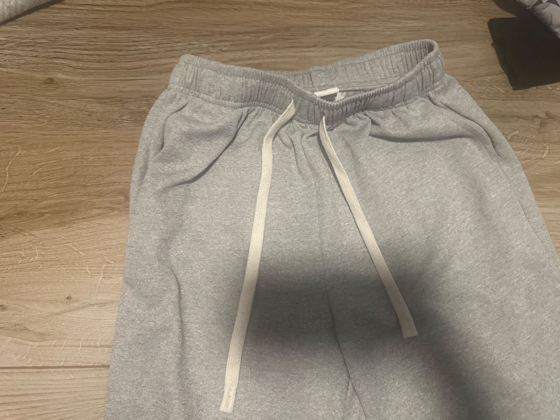 Shein Hosen: Graue Jogginghose, Grösse S, fast neu – Gebraucht aus Koblenz von FamAllen 2