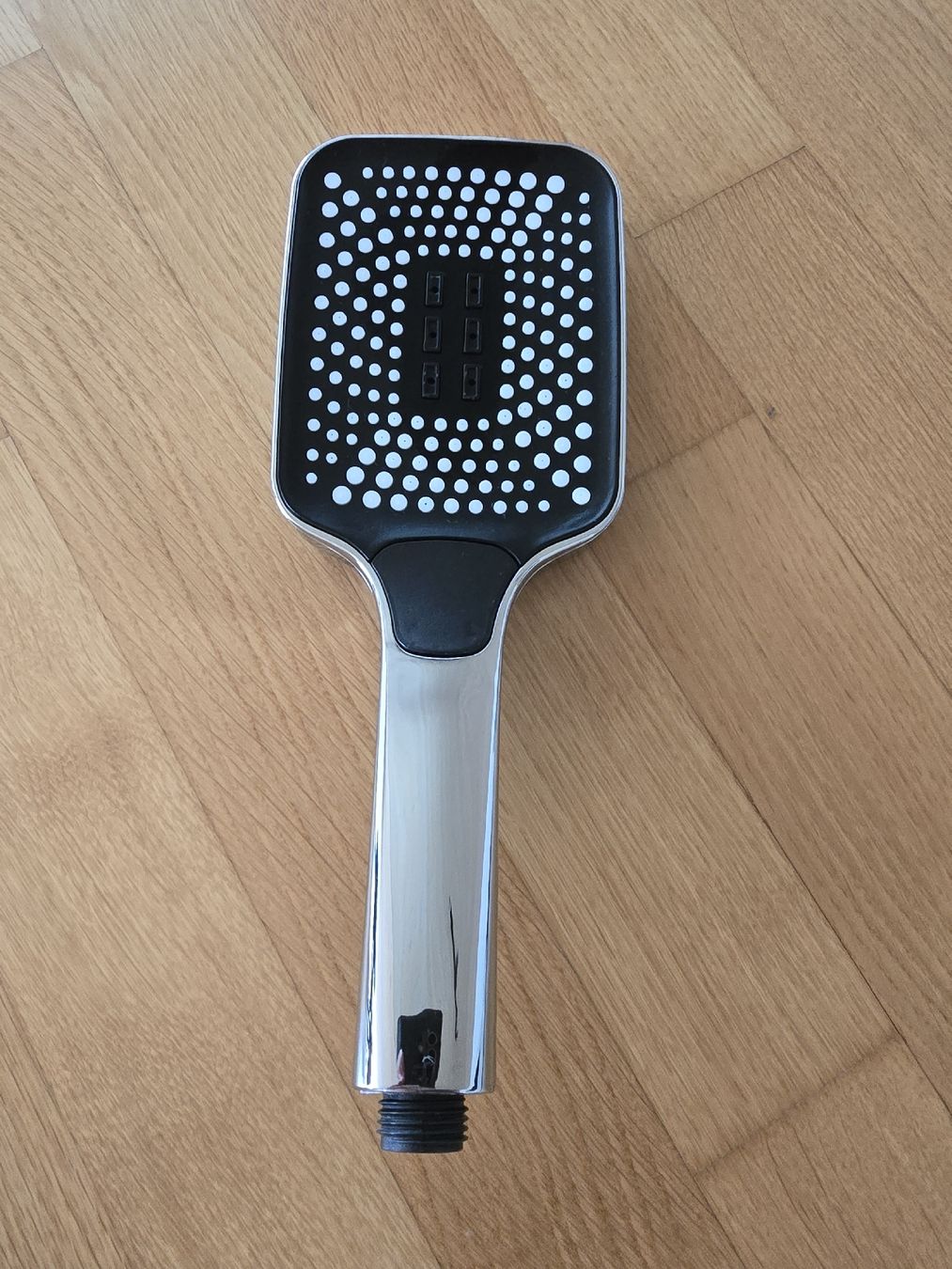 Soffioni doccia: Moderne Handbrause Duschkopf eckig, neuwertig, gross TOP – Nuovo (secondo la descrizione) da Kerns venduto da mic_gy7n