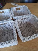 4 IKEA Körbchen und 6 Buchstützen Billy IKEA 