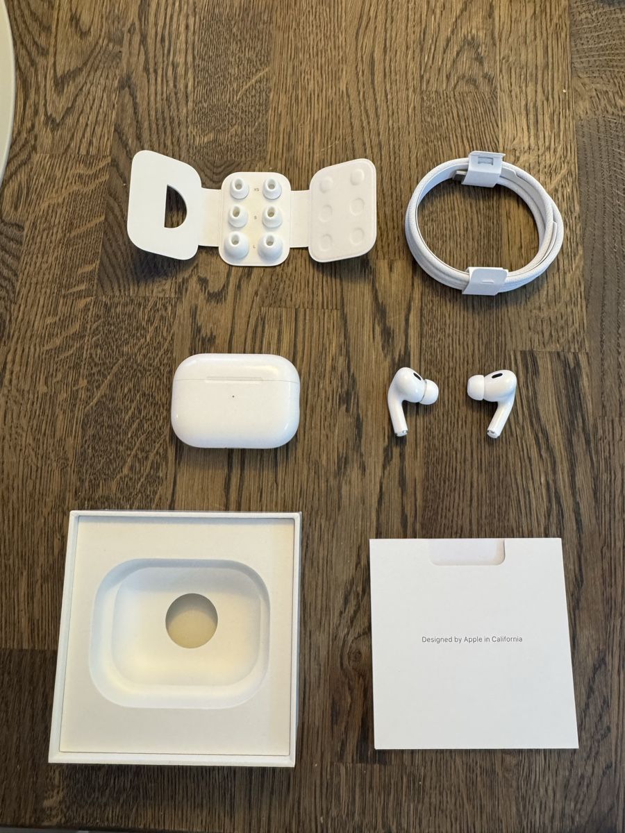 Apple Cuffie: Apple AirPods Pro (2. Generation) + Wireless Ladestation  – Usato da Kilchberg ZH venduto da Ignlan 2