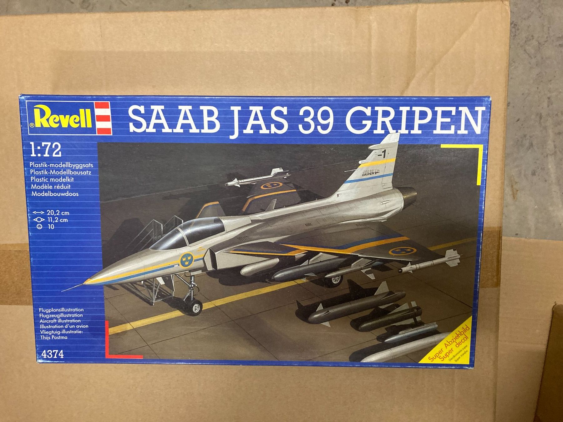 Revell Kit di modellismo & Modellini statici: Flugzeug Plastikbausatz – Nuovo (secondo la descrizione) da Frauenfeld venduto da oli_hy8j