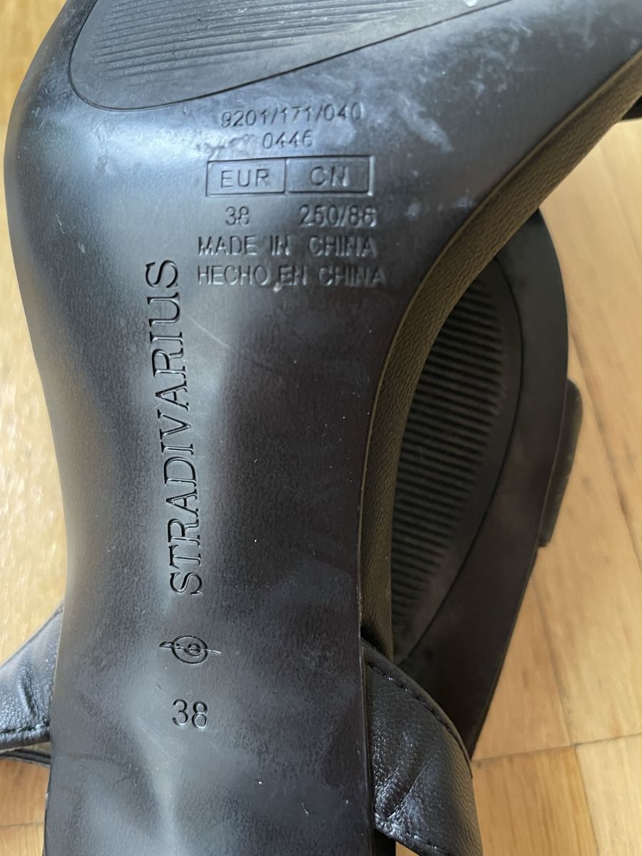 Stradivarius Scarpe da donna: Pumps Stradivarius Gr 38 – Usato da Ebmatingen venduto da Reva-Sue 4