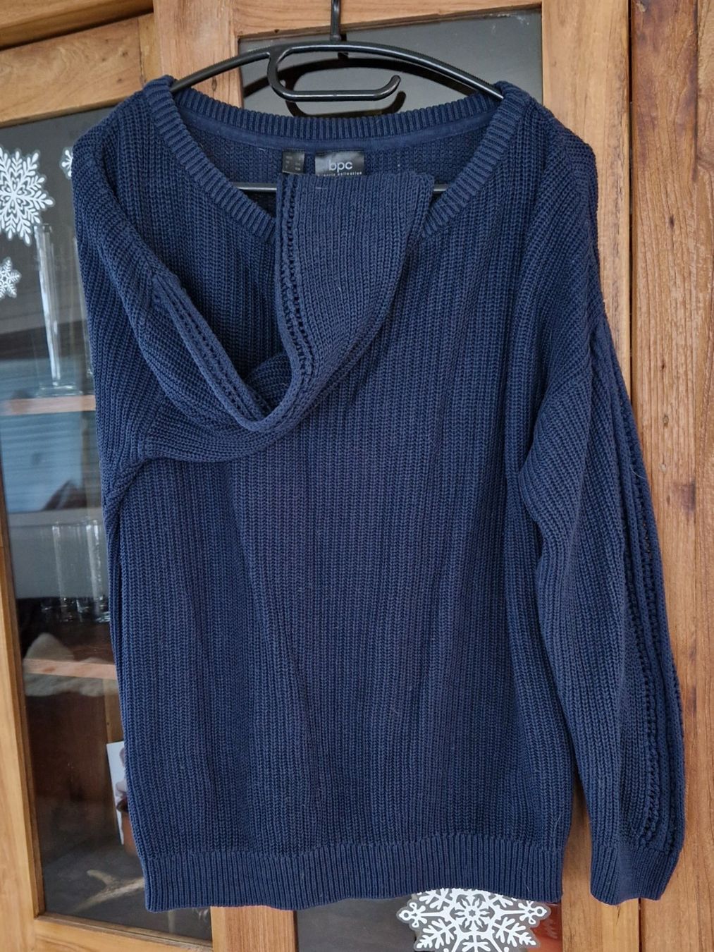 Pulls & Sweat-shirts: Pullover Grobstrick Bonprix, Lochmuster an Ärmeln,Gr.40 – D'occasion à Siblingen par Vany_McDougall 4