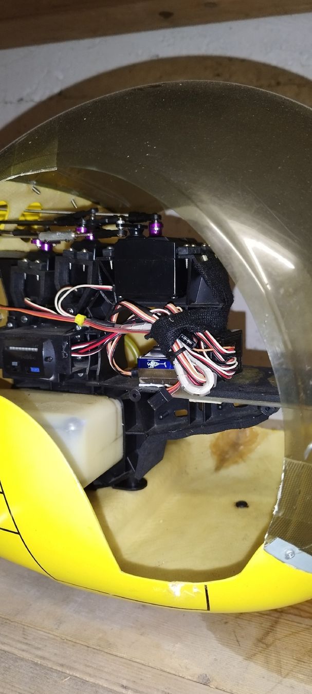 Vario Helicopter Modellismo RC: Vario Bell 47G – Difettoso da Grabs venduto da firebird.91 6