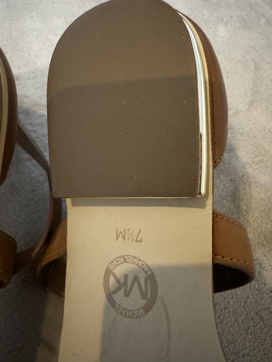 Michael Kors Chaussures femmes: Michael Kors Sandalen Grösse 7.5 – D'occasion à Madetswil par slougan88 4