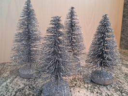 4er Set Miniatur Weihnachtsbäume, Tischdeko, Silber🌲✨
