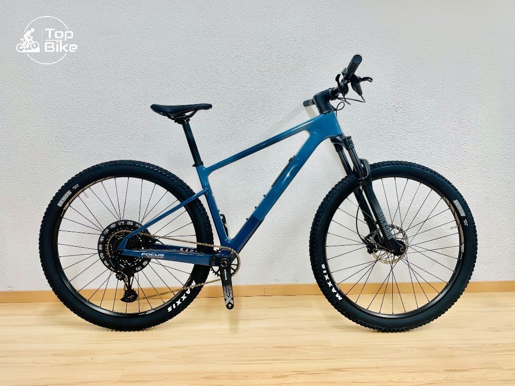 Focus Biciclette: NEW Focus Raven 8.7 Carbon M – Nuovo e nell'imballaggio originale da Stallikon venduto da TopBikeCH