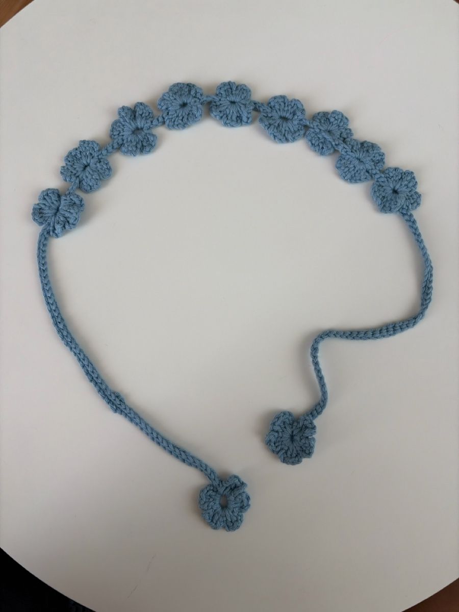 Accessori per capelli: gehäkeltes Blumen-Haarband – Nuovo e nell'imballaggio originale da Arbon venduto da bot_5ht5