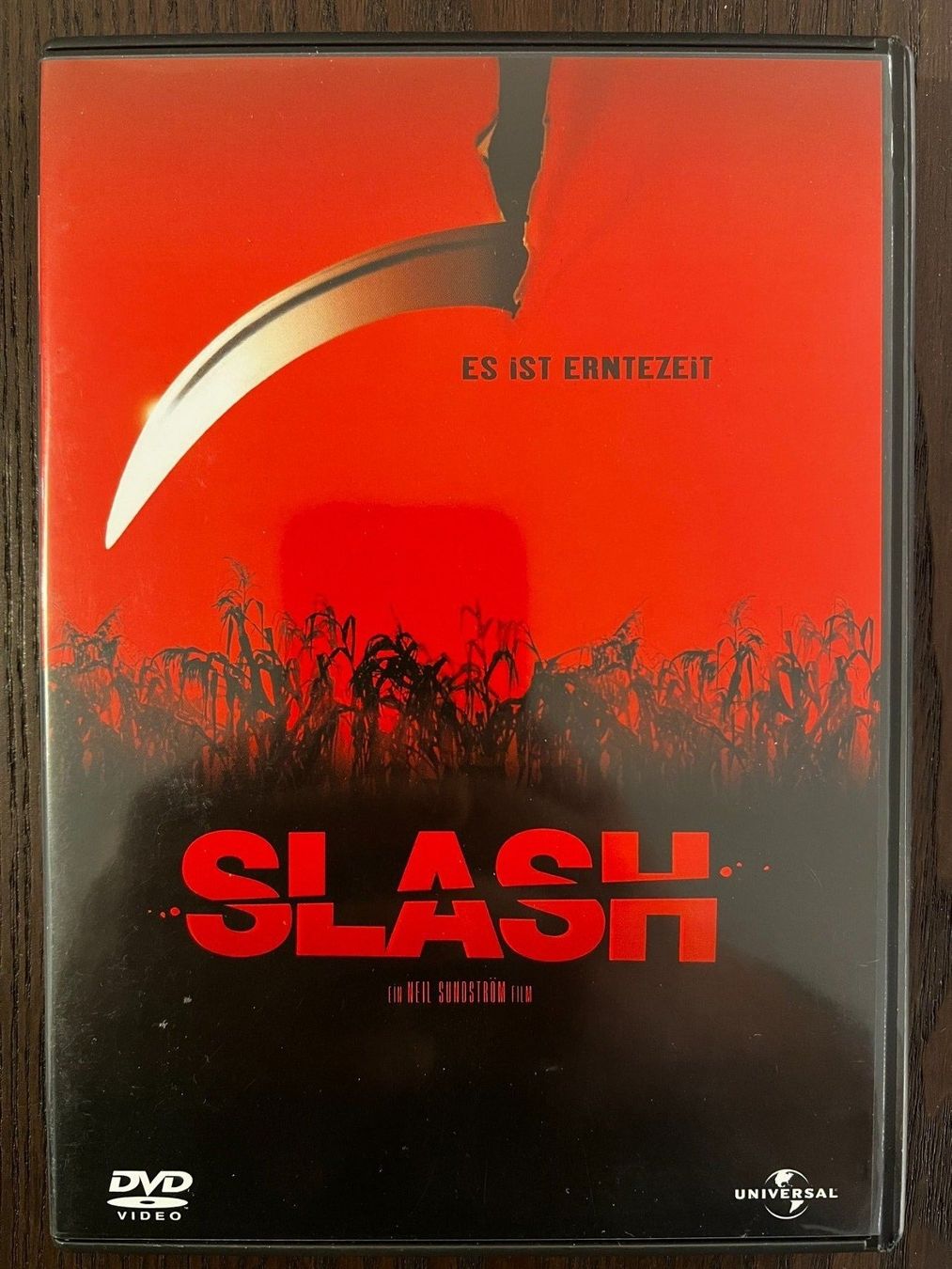 Tutti i DVDs: Slash - Es ist Erntezeit – Usato da Zürich venduto da FilmFreunde