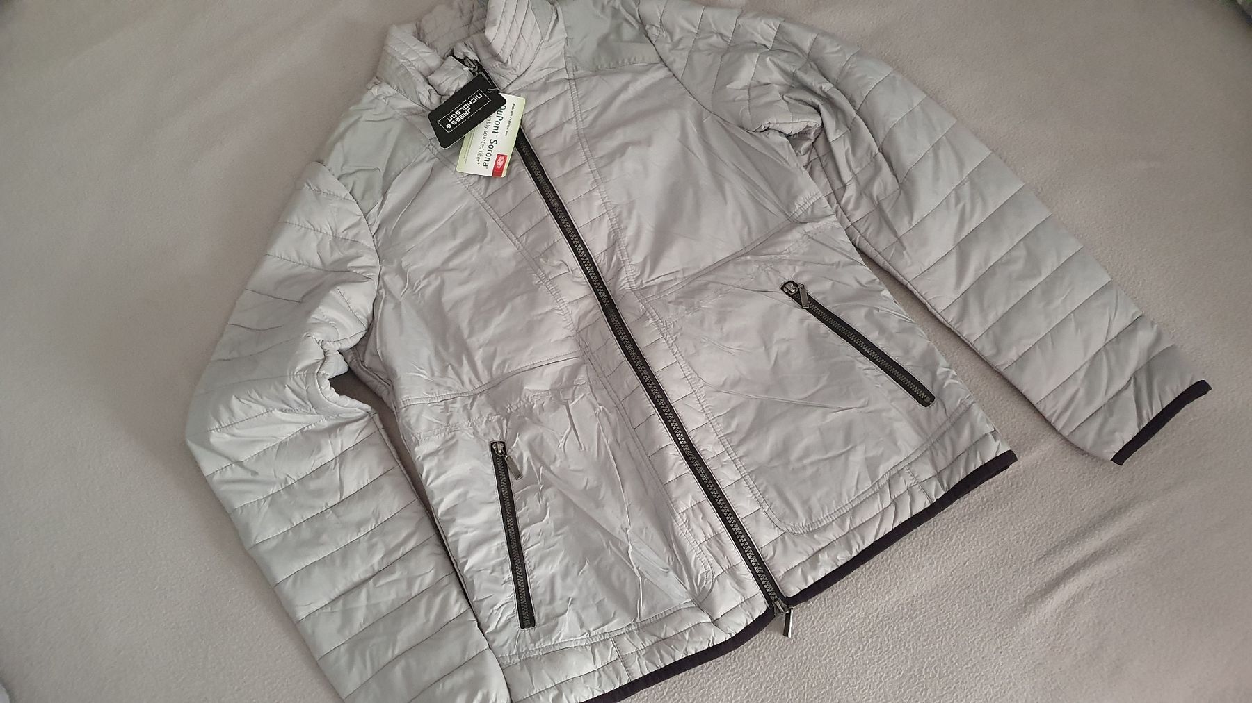 Giacche: Frühlingsteppjacke James & Nicholson, neu – Nuovo e nell'imballaggio originale da Muttenz venduto da pixopus