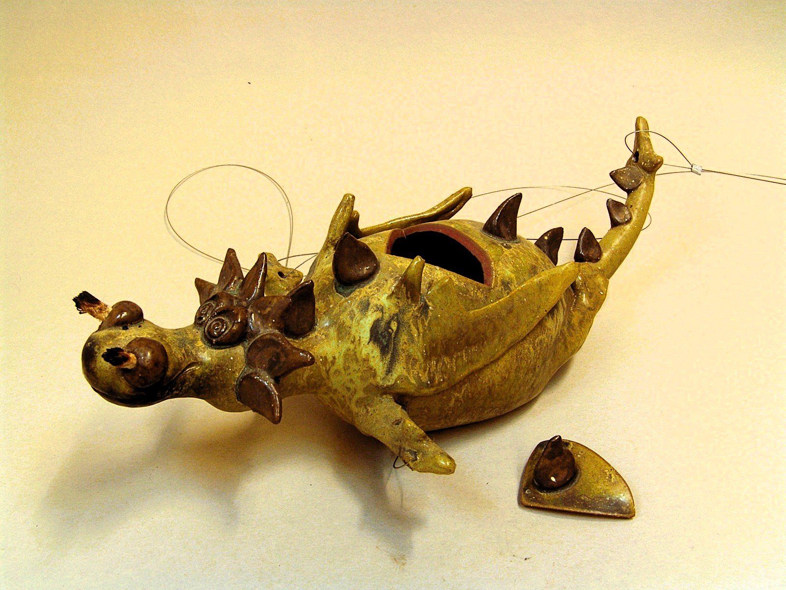 Statuette: Gartenlampe als Drache (oder in Drachenform) – Usato da Stäfa venduto da deebeecee
