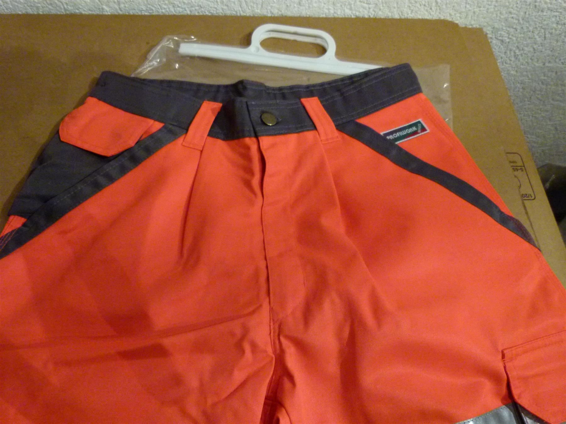 Pantalons: Profiwork Arbeitsshorts, Gr. 44 Lp, 65Fr – Neuf avec emballage d'origine à Uerkheim par Justi.y 4