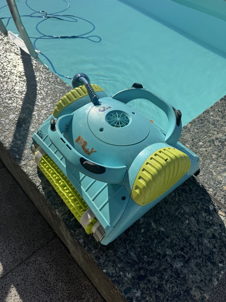 Dolphin Accessoires de piscine: Dolphin Poolroboter – D'occasion à Hägendorf par Neutex