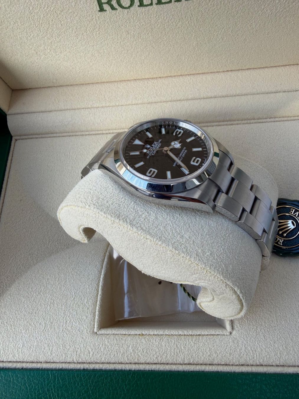 Rolex Orologi: Rolex Explorer 124270 – Usato da Thalwil venduto da LeCh1ffre 4