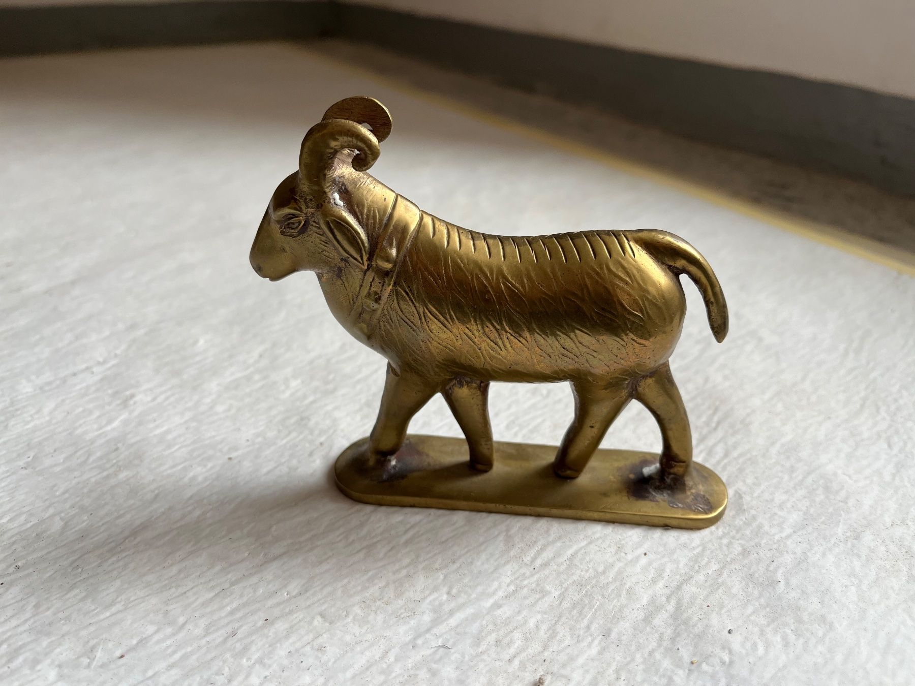 Tutte le decorazioni: Antiker Ziegenbock aus Messing – Usato da Winterthur venduto da gia_8tbw