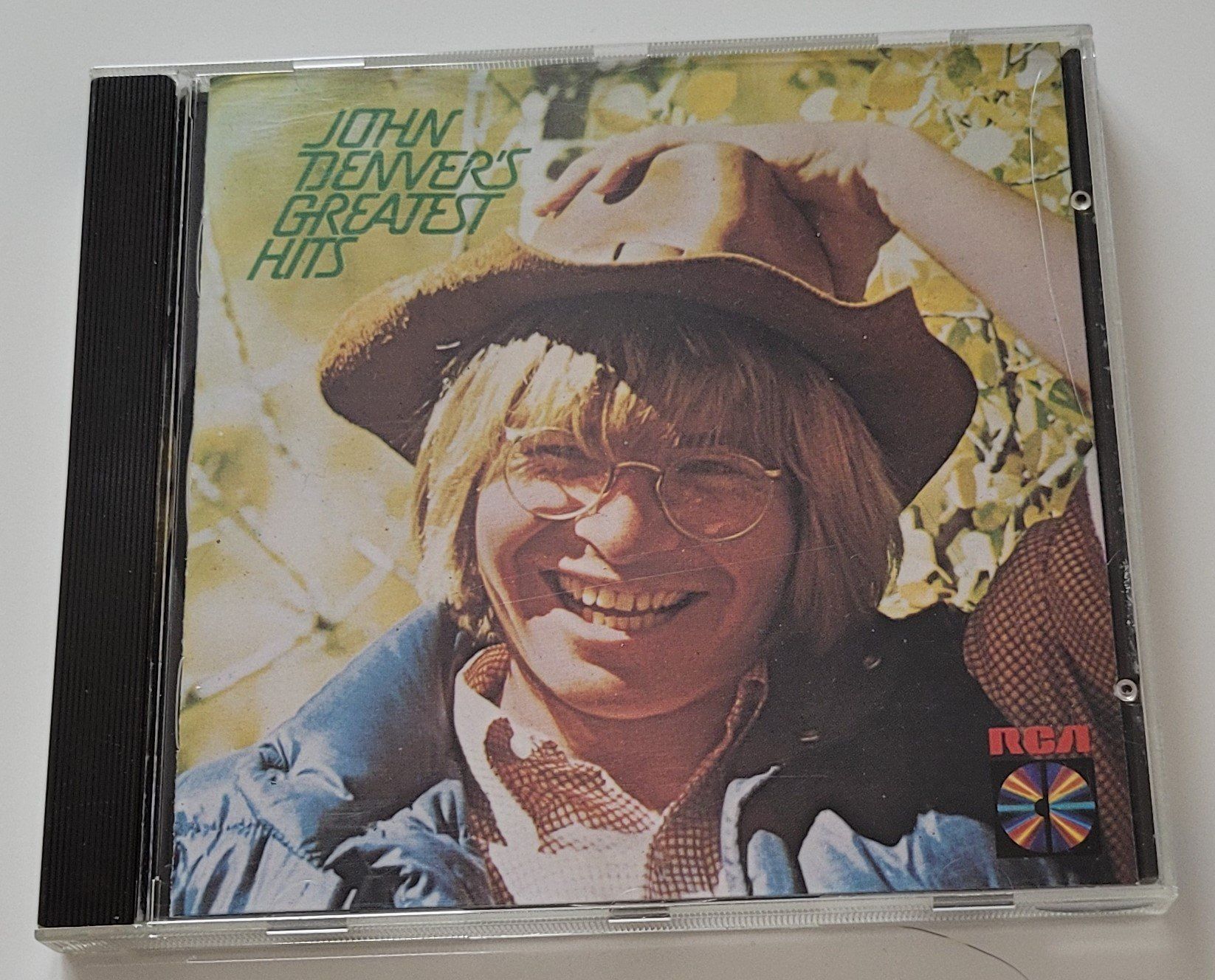 CDs: John Denver - Greatest Hits - CD – D'occasion à Zürich par fourpaws
