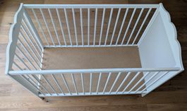 IKEA Hensvik Babybett +Matratze,Randschutz,Molton,Leintücher