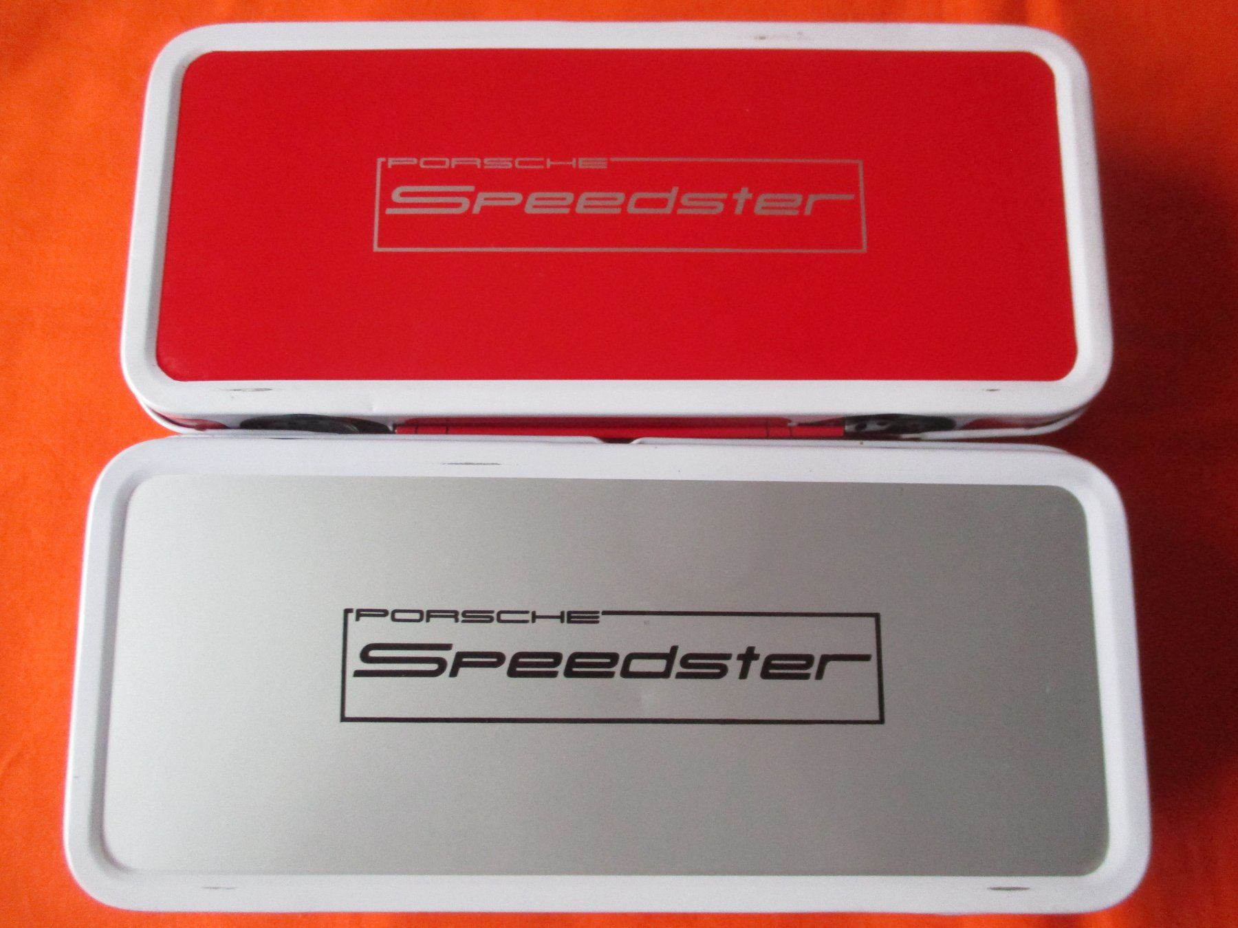 Sonstige Dekorationen & Accessoires: 2 x Blechdose Porsche Speedster – Gebraucht aus Birsfelden von alles-muss-raus 2