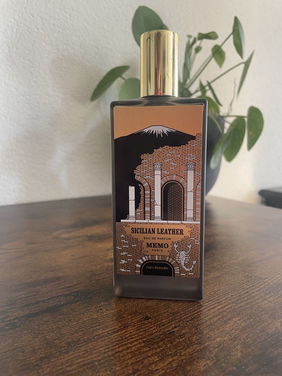 Parfum & Eau de Toilette: Memo Paris - Sicilian Leather – Gebraucht aus Romanshorn von jannishko