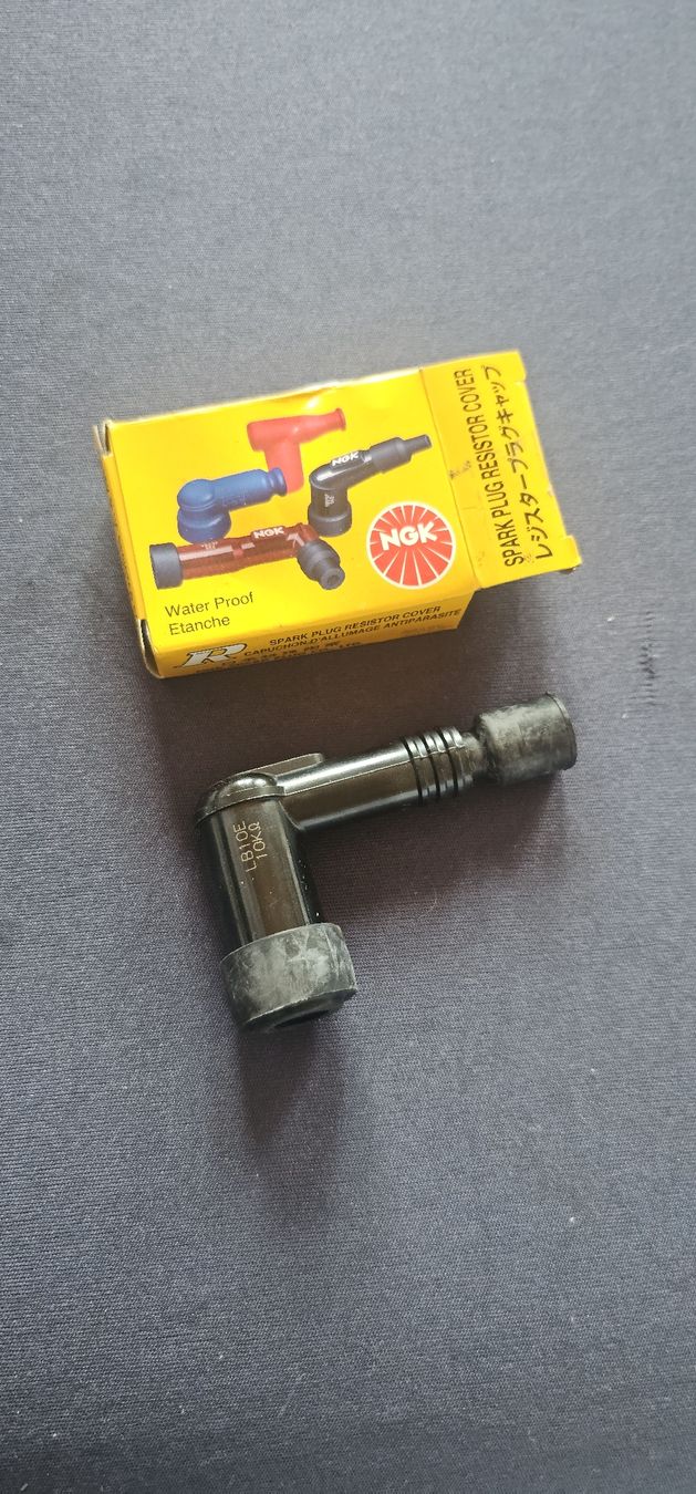 NGK Mofa-Ersatzteile: Kerzenstecker – Neu und originalverpackt aus oberschrot von yve_7tjx
