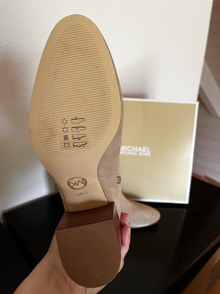 Michael Kors Damenschuhe: Michael Kors - Stiefelette - beige - Groesse 38 - neu  – Neu und originalverpackt aus Freienwil von ane_2vvv 1