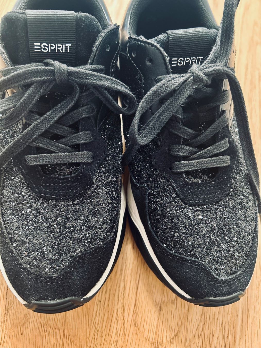 Damenschuhe: Esprit Damen Sneaker, Schwarz Glitzer, Grösse 37 – Gebraucht aus Schalchen von Kajo5 4