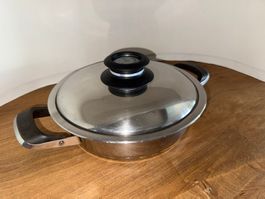 AMC Kochtopf Topf Pfanne mit Deckel 24 cm