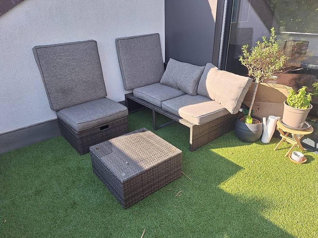 Sofas: Rattanlounge – D'occasion à Wichtrach par ale_rtv9
