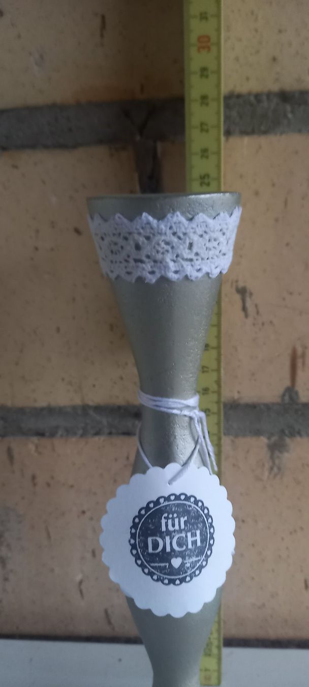 Kerzenständer: Schöner Kerzenständer. Höhe ca 25 cm. – Gebraucht aus Schönholzerswilen von clyde123 1
