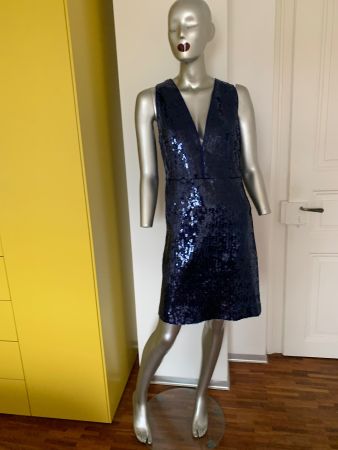 AKRIS: Elegantes blaues Kleid mit glitzernden Pailletten, 38